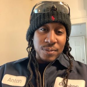 Meet your Posher, Anton